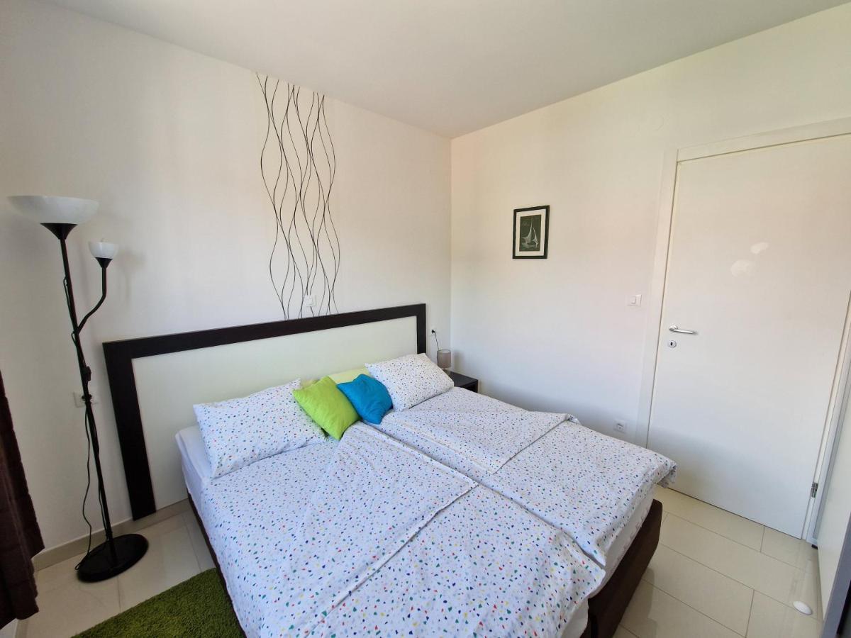 Vitis Apartment